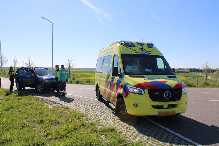 Schade bij frontale botsing op kruising