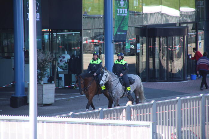 Veel politie op de been tijdens TOTO KNVB bekerfinale in Feijenoord-stadion