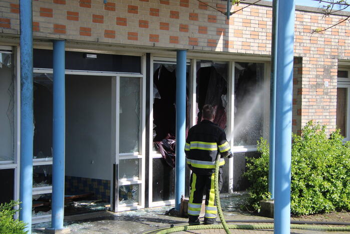 Brand in leegstaand pand