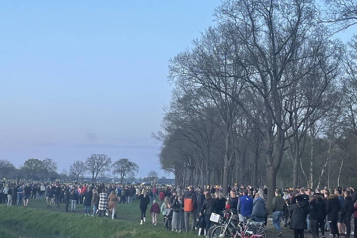 Grote drukte bij paasvuur