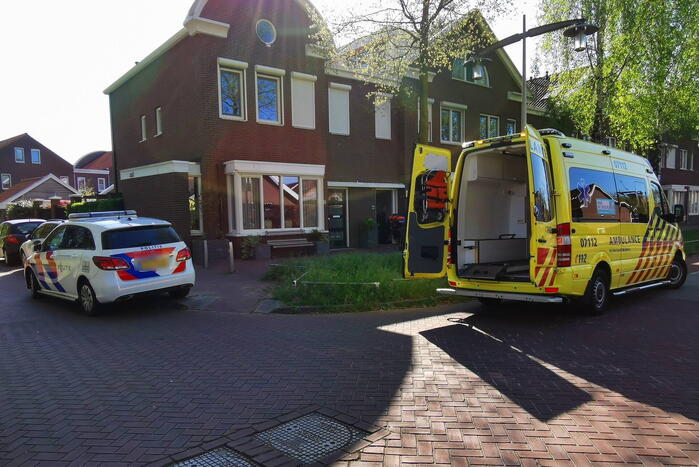 Bestuurder vrachtwagen slaat op de vlucht na aanrijding