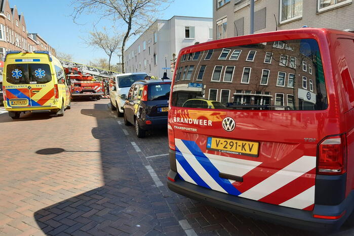 Brand in slaapkamer van portiekwoning