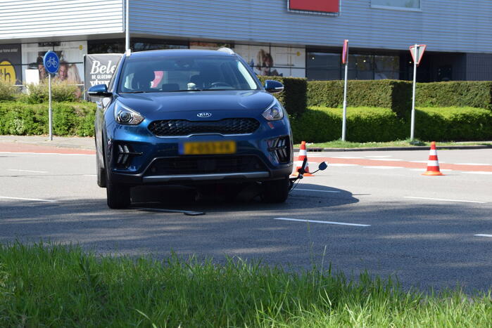 Bestuurder snorscooter gewond bij aanrijding met personenauto
