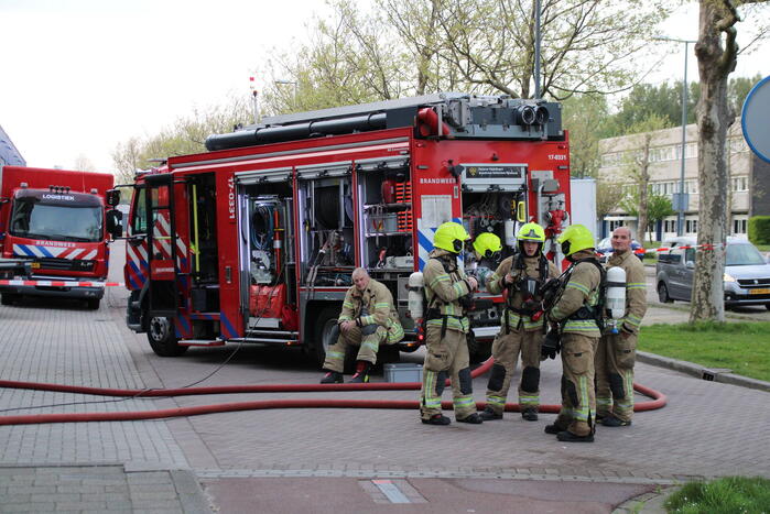 Grote brand in bedrijfspand