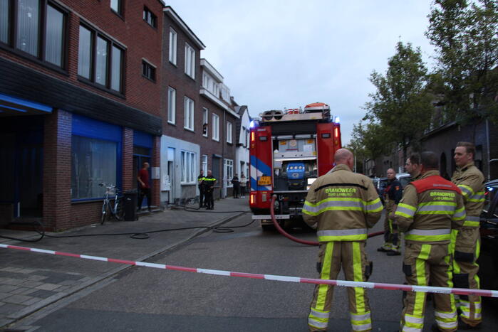 Brand aan achterzijde van woning