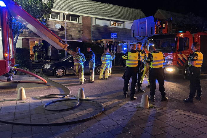 Meerdere woningen ontruimd bij uitslaande brand