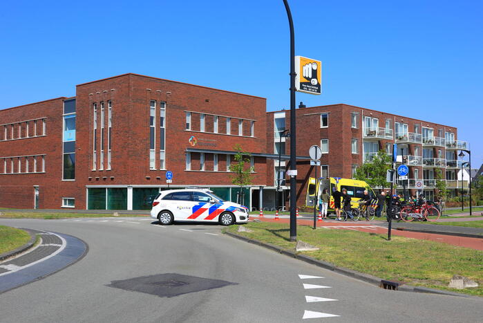 Fietsster aangereden op rotonde 14