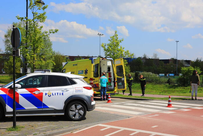 Fietsster aangereden op rotonde 14