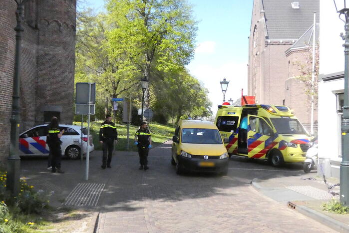 Fietser gewond bij botsing met auto
