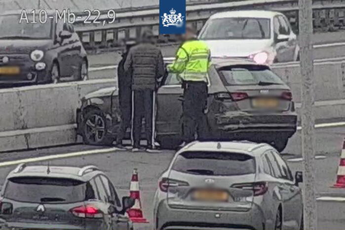 Verkeershinder door aanrijding op Ring-West