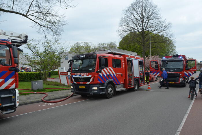Grote uitslaande brand in appartement zorgcomplex