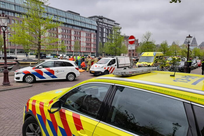 Persoon overleden na te water raken in vaart Boerenwetering