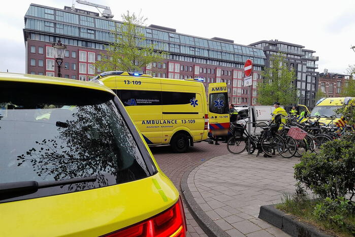 Persoon overleden na te water raken in vaart Boerenwetering