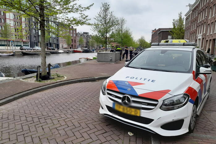 Persoon overleden na te water raken in vaart Boerenwetering