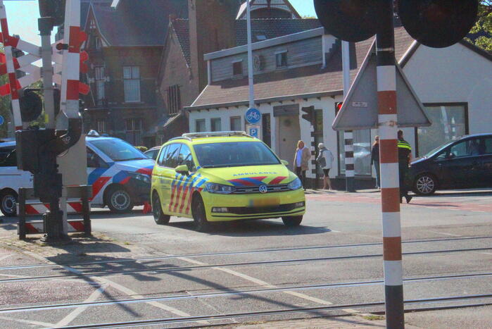 Scooterrijder gewond bij botsing met auto