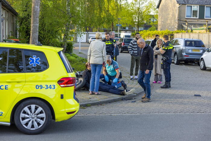 Automobilist slaat op de vlucht na aanrijding