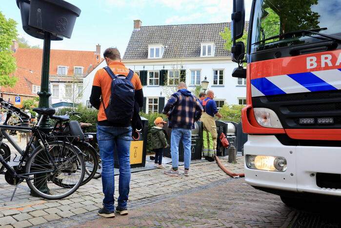 Brand in ondergrondse restafval container