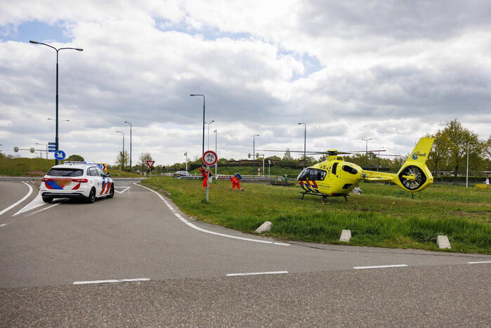 Scooterrijdster ernstig gewond na val