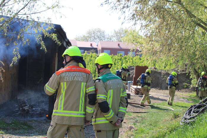 Brandweer ingezet bij schuurbrand