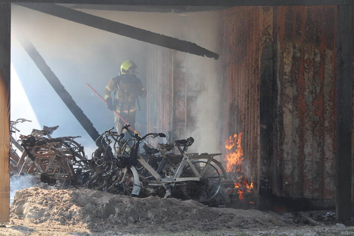 Brandweer ingezet bij schuurbrand