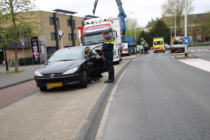Automobilist ziet fietser over het hoofd
