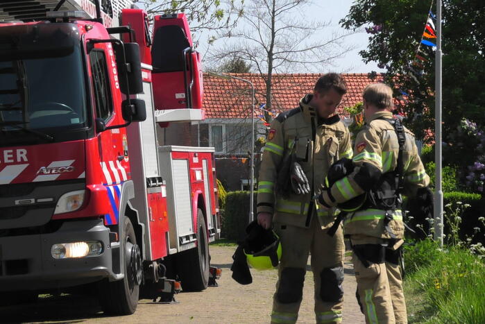 Kraai dagenlang vast in schoorsteen