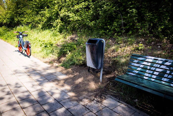 Elektrische deelfiets opnieuw in brand gestoken