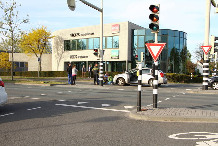 Omstanders schieten te hulp bij ongeval