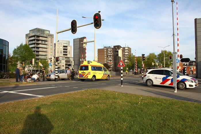 Omstanders schieten te hulp bij ongeval