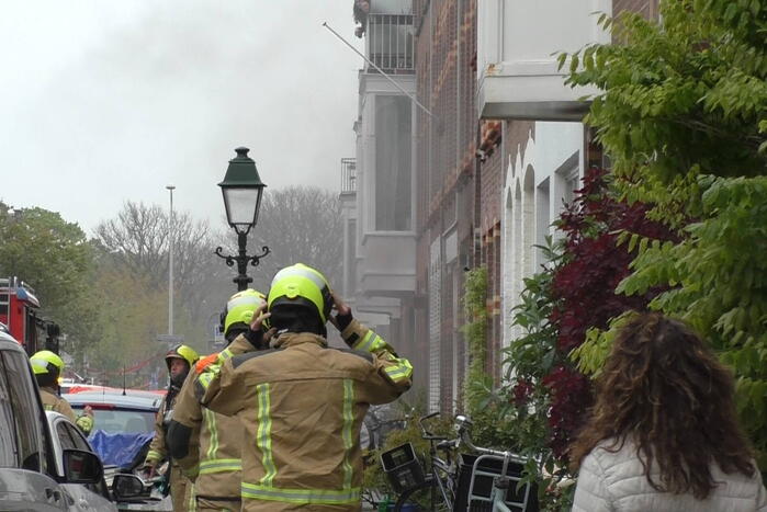 Veel rook bij brand in woning