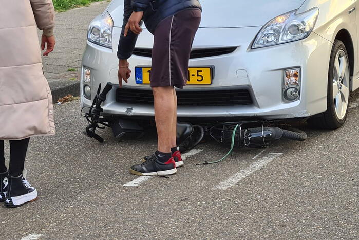 Fietser gewond bij aanrijding met auto