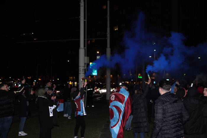 Turken vieren kampioenschap in centrum van Rotterdam