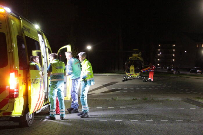 Traumahelikopter landt voor incident in woning
