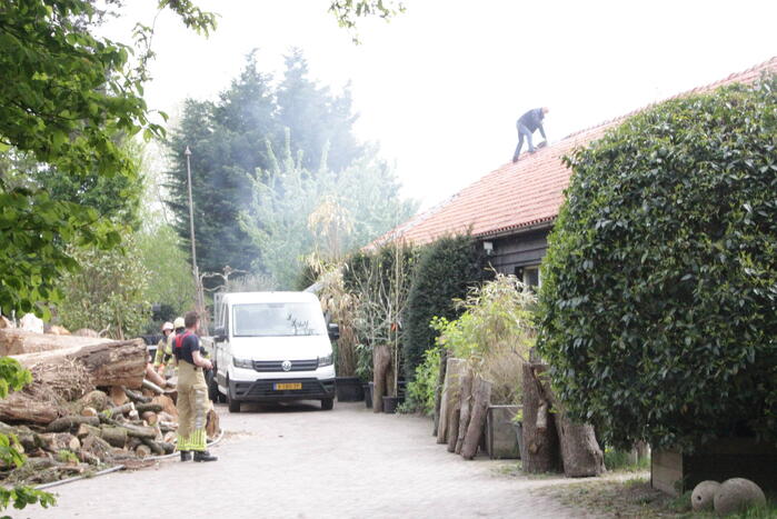 Veel rook bij brand in schuur