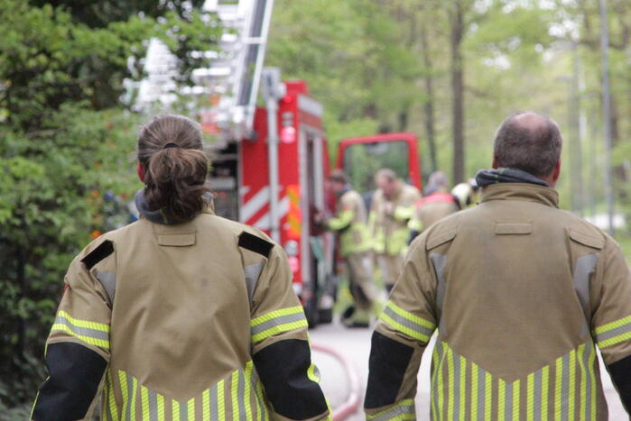 Veel rook bij brand in schuur