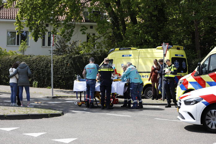 Fietser ernstig gewond bij aanrijding met auto
