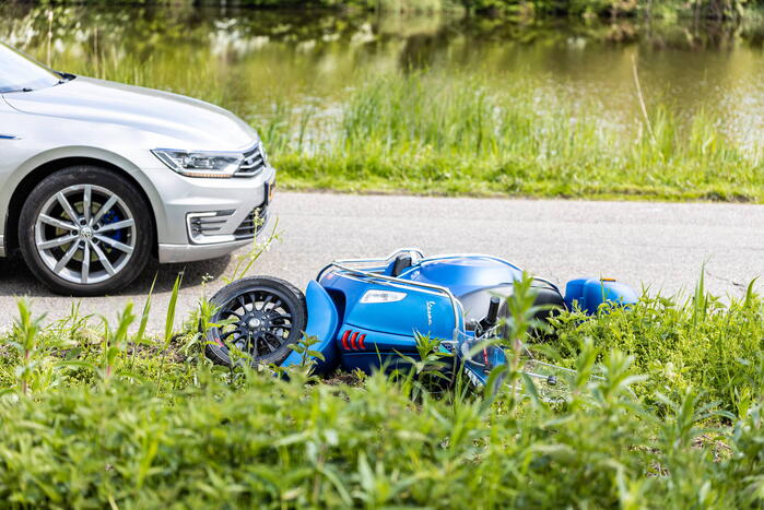 Scooterrijder ernstig gewond na ongeval