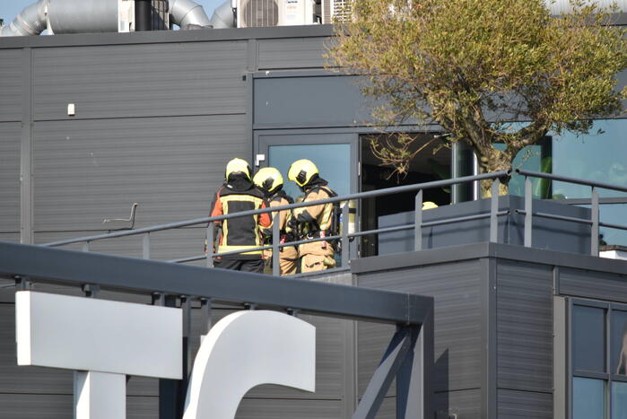 Brand op dak HTC Parking and Security