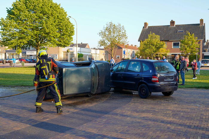 Spectaculaire brandweeroefening trekt veel bekijks