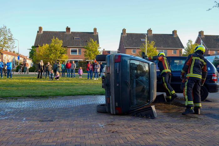 Spectaculaire brandweeroefening trekt veel bekijks