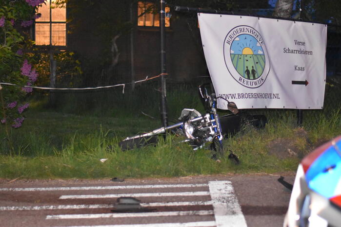 Auto belandt in sloot na achtervolging