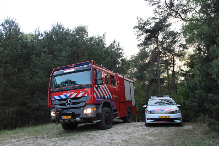Hardlopers ontdekken bosbrand