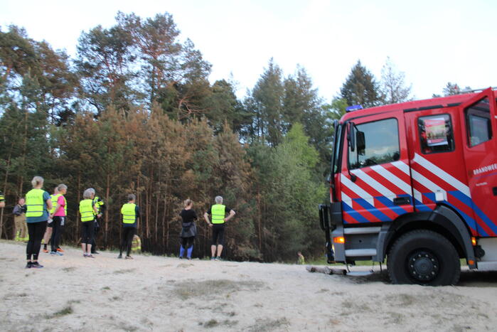 Hardlopers ontdekken bosbrand