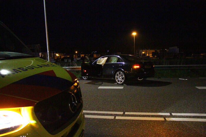 Gewonde na botsing tussen twee voertuigen