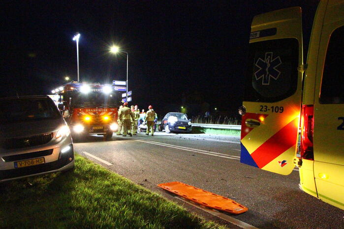 Gewonde na botsing tussen twee voertuigen