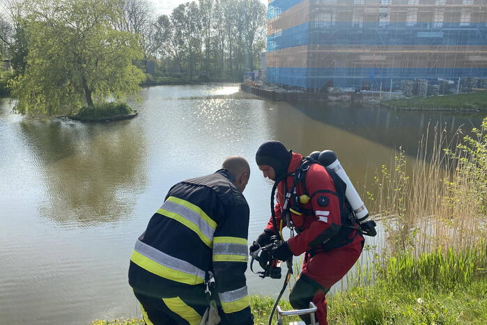 Zoekactie na aantreffen fiets in water