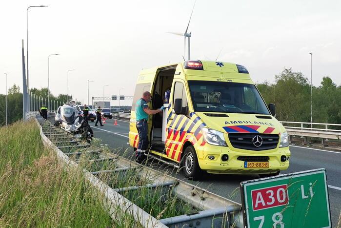 Motorrijder in botsing met auto