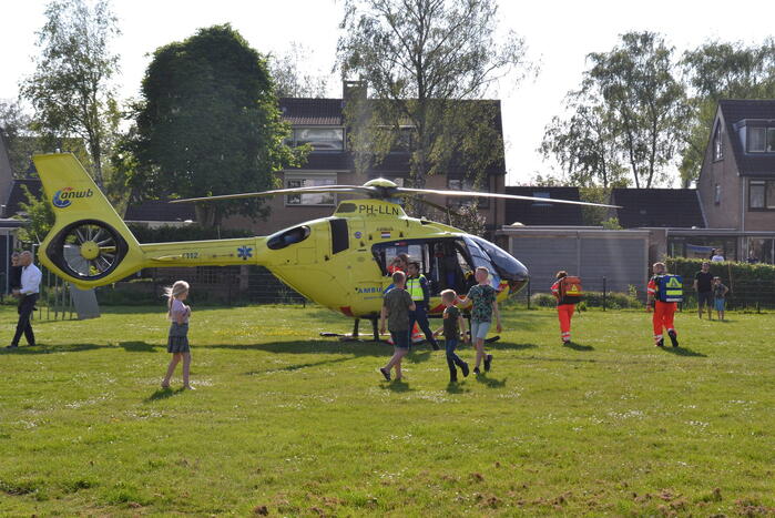 Traumahelikopter trekt veel bekijks