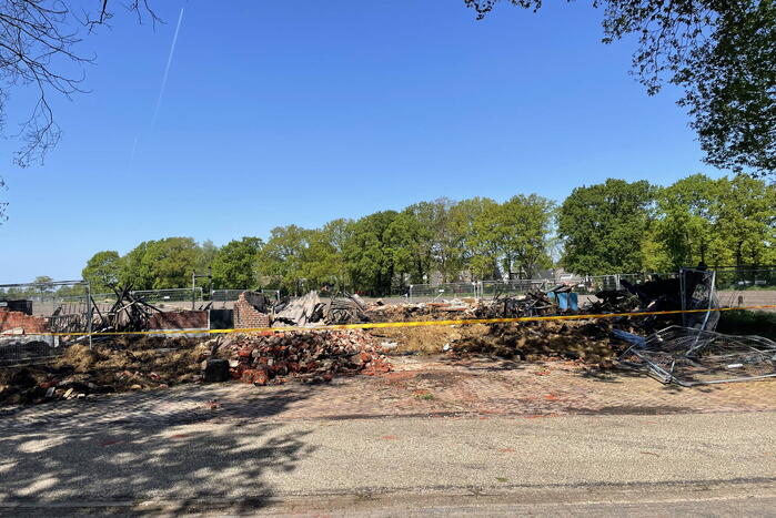 Day-after grote brand bij boerderij