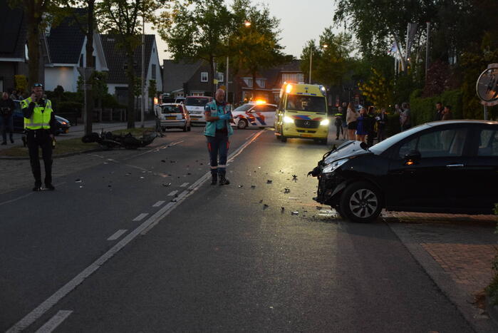 Veel schade bij ongeval met motorrijder